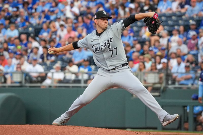 Jul 19, 2024; Kansas City, Missouri, USA; Chicago White Sox starting pitcher Chris Flexen (77) delivers a pitch against the Kansas City Royals in the first inning at Kauffman Stadium. Mandatory Credit: Denny Medley-USA TODAY Sports