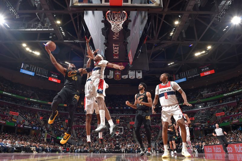 CLEVELAND, OH - NOVEMBER 03:Donovan Mitchell #45 of the Cleveland Cavaliers shoots the ball during the game against the Washington Wizards during the Emirates NBA Cup game on November 03, 2024 at Rocket Mortgage FieldHouse in Cleveland, Ohio. NOTE TO USER: User expressly acknowledges and agrees that, by downloading and/or using this Photograph, user is consenting to the terms and conditions of the Getty Images License Agreement. Mandatory Copyright Notice: Copyright 2024 NBAE (Photo by David Liam Kyle/NBAE via Getty Images)