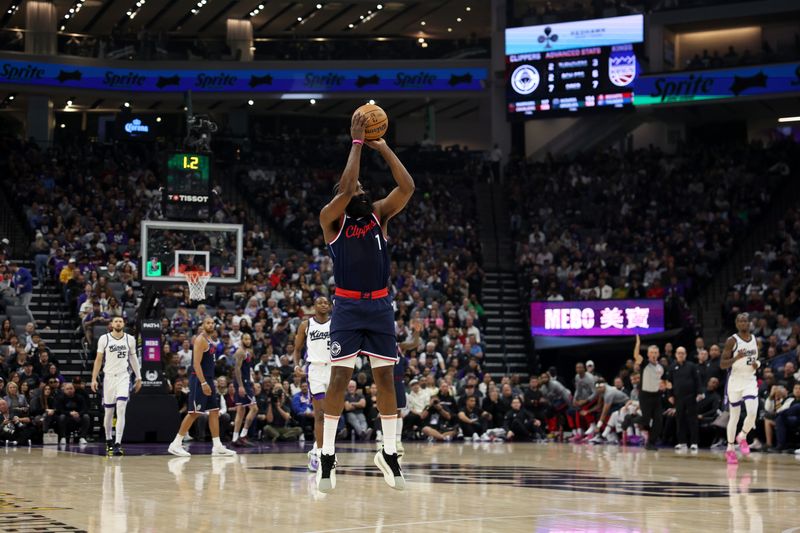 SACRAMENTO, CALIFORNIA - NOVEMBER 08: James Harden #1 of the LA Clippers makes a three-point basket at the end of the firsts quarter of their game against the Sacramento Kings at Golden 1 Center on November 08, 2024 in Sacramento, California. NOTE TO USER: User expressly acknowledges and agrees that, by downloading and/or using this photograph, user is consenting to the terms and conditions of the Getty Images License Agreement.  (Photo by Ezra Shaw/Getty Images)