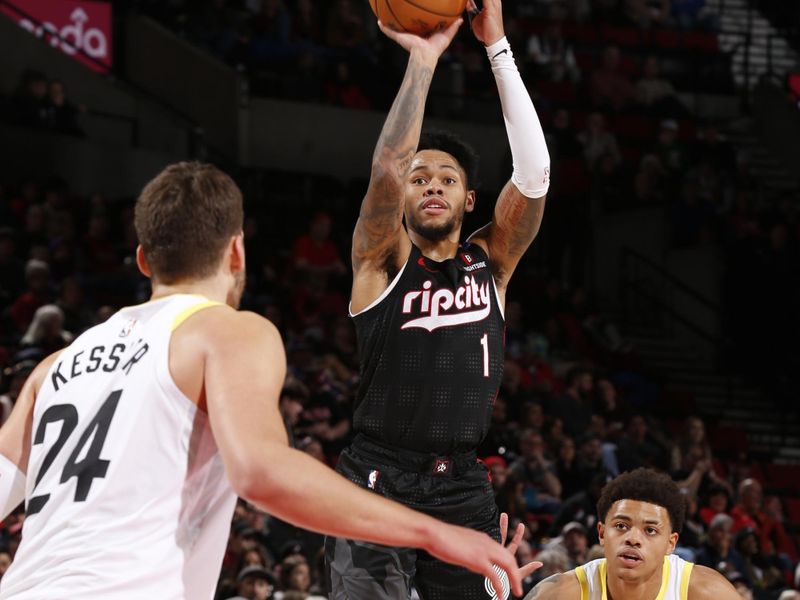 PORTLAND, OR - DECEMBER 6: Anfernee Simons #1 of the Portland Trail Blazers shoots the ball during the game against the Utah Jazz on December 6, 2024 at the Moda Center Arena in Portland, Oregon. NOTE TO USER: User expressly acknowledges and agrees that, by downloading and or using this photograph, user is consenting to the terms and conditions of the Getty Images License Agreement. Mandatory Copyright Notice: Copyright 2024 NBAE (Photo by Cameron Browne/NBAE via Getty Images)