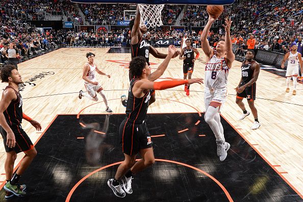 DETROIT, MI - NOVEMBER 5: Grayson Allen #8 of the Phoenix Suns shoots the ball during the game against the Detroit Pistons on November 5, 2023 at Little Caesars Arena in Detroit, Michigan. NOTE TO USER: User expressly acknowledges and agrees that, by downloading and/or using this photograph, User is consenting to the terms and conditions of the Getty Images License Agreement. Mandatory Copyright Notice: Copyright 2023 NBAE (Photo by Chris Schwegler/NBAE via Getty Images)