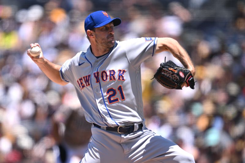 Jul 9, 2023; San Diego, California, USA; New York Mets starting pitcher Max Scherzer (21) throws a pitch against the San Diego Padres during the first inning at Petco Park. Mandatory Credit: Orlando Ramirez-USA TODAY Sports