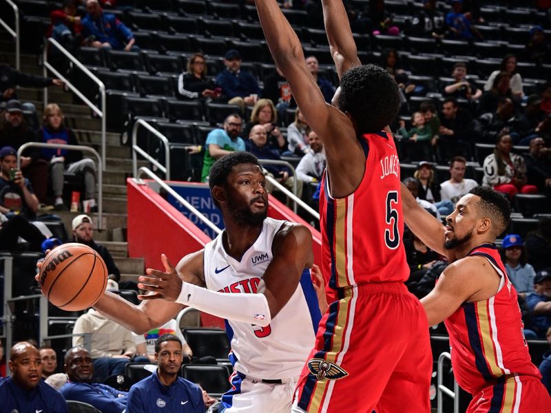 DETROIT, MI - MARCH 24: Chimezie Metu #5 of the Detroit Pistons looks to pass the ball during the game against the New Orleans Pelicans on March 24, 2024 at Little Caesars Arena in Detroit, Michigan. NOTE TO USER: User expressly acknowledges and agrees that, by downloading and/or using this photograph, User is consenting to the terms and conditions of the Getty Images License Agreement. Mandatory Copyright Notice: Copyright 2024 NBAE (Photo by Chris Schwegler/NBAE via Getty Images)