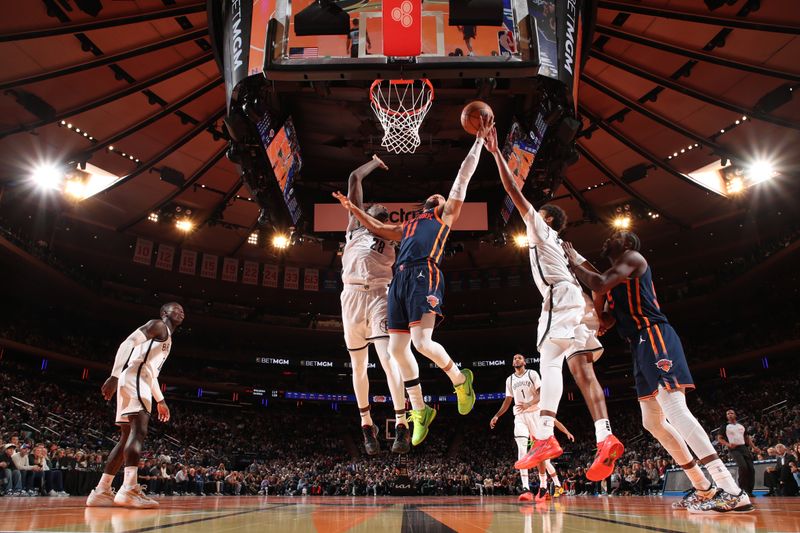 NEW YORK, NY - NOVEMBER 15: Jalen Brunson #11 of the New York Knicks drives to the basket during the game against the Brooklyn Nets during the Emirates NBA Cup game on November 15, 2024 at Madison Square Garden in New York City, New York.  NOTE TO USER: User expressly acknowledges and agrees that, by downloading and or using this photograph, User is consenting to the terms and conditions of the Getty Images License Agreement. Mandatory Copyright Notice: Copyright 2024 NBAE  (Photo by Nathaniel S. Butler/NBAE via Getty Images)