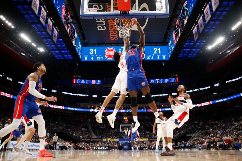 DETROIT, MI - MARCH 11: Isaiah Stewart #28 of the Detroit Pistons drives to the basket during the game against the Washington Wizards  on March 11, 2025 at Little Caesars Arena in Detroit, Michigan. NOTE TO USER: User expressly acknowledges and agrees that, by downloading and/or using this photograph, User is consenting to the terms and conditions of the Getty Images License Agreement. Mandatory Copyright Notice: Copyright 2025 NBAE (Photo by Brian Sevald/NBAE via Getty Images)