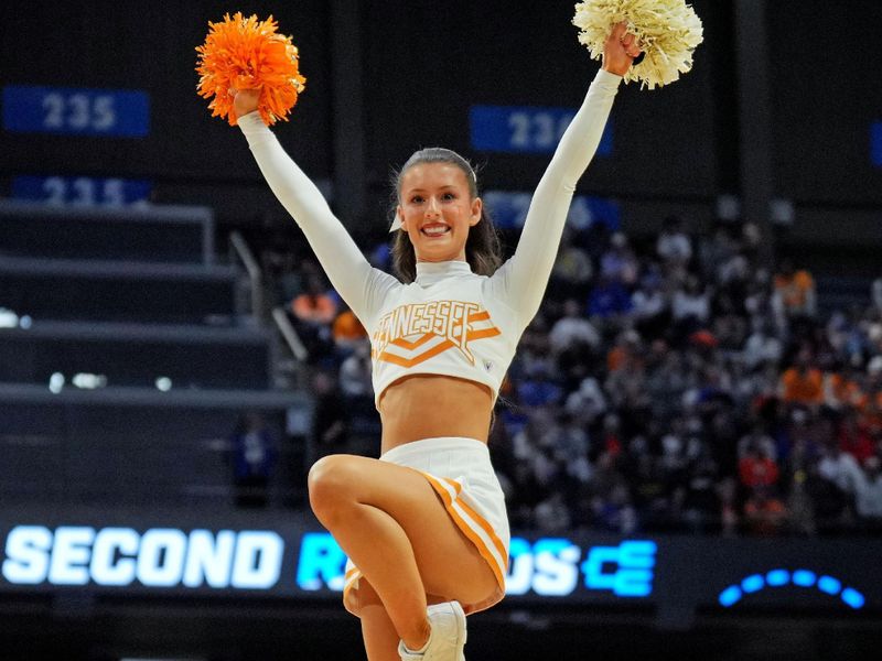 Tennessee Volunteers Triumph Over UCLA Bruins in Midwest Regional Second Round