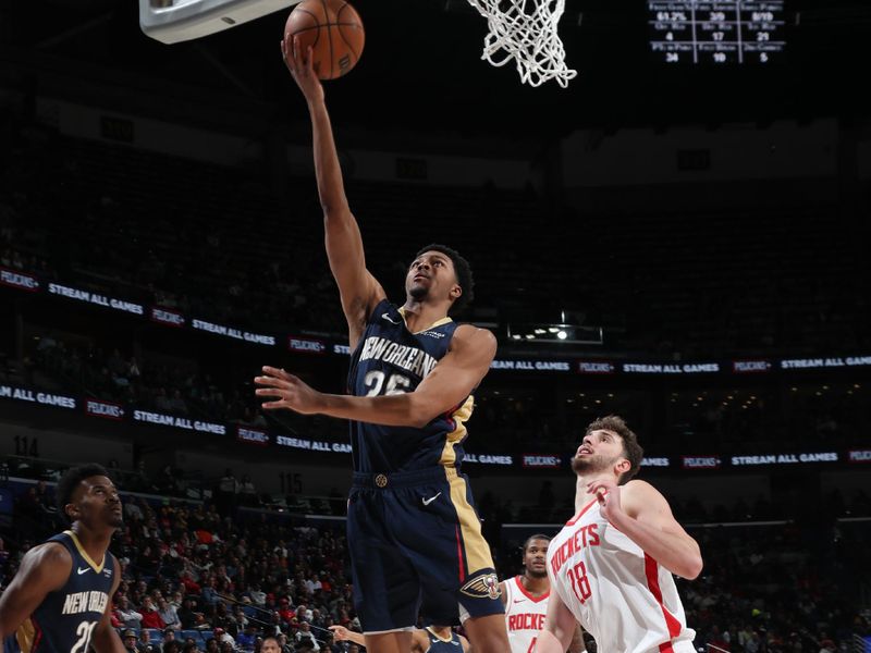 NEW ORLEANS, LA - MARCH 6: Trey Murphy III #25 of the New Orleans Pelicans drives to the basket during the game against the Houston Rockets on March 6, 2025 at the Smoothie King Center in New Orleans, Louisiana. NOTE TO USER: User expressly acknowledges and agrees that, by downloading and or using this Photograph, user is consenting to the terms and conditions of the Getty Images License Agreement. Mandatory Copyright Notice: Copyright 2025 NBAE (Photo by Layne Murdoch Jr./NBAE via Getty Images)