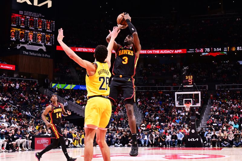 ATLANTA, GA - MARCH 6: Caris LeVert #3 of the Atlanta Hawks shoots the ball during the game against the Indiana Pacers on March 6, 2025 at State Farm Arena in Atlanta, Georgia.  NOTE TO USER: User expressly acknowledges and agrees that, by downloading and/or using this Photograph, user is consenting to the terms and conditions of the Getty Images License Agreement. Mandatory Copyright Notice: Copyright 2025 NBAE (Photo by Adam Hagy/NBAE via Getty Images)