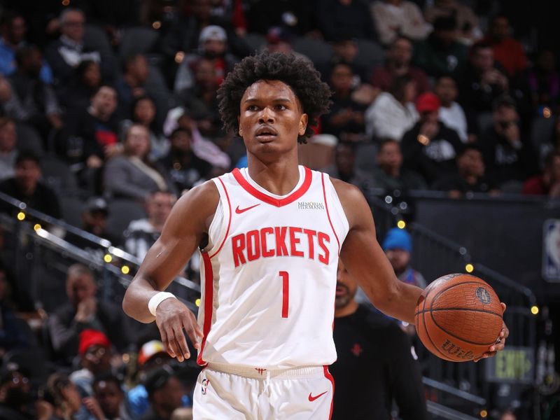 LAS VEGAS, NV - DECEMBER 14: Amen Thompson #1 of the Houston Rockets dribbles the ball during the game against the Oklahoma City Thunder during the Emirates NBA Cup Semifinal game on December 14, 2024 at T-Mobile Arena in Las Vegas, Nevada. NOTE TO USER: User expressly acknowledges and agrees that, by downloading and/or using this Photograph, user is consenting to the terms and conditions of the Getty Images License Agreement. Mandatory Copyright Notice: Copyright 2024 NBAE (Photo by Nathaniel S. Butler/NBAE via Getty Images)