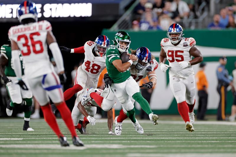 New York Giants Grind Out a Hard-Fought Battle Against Jets at MetLife Stadium