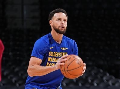 DENVER, CO - DECEMBER 25: Stephen Curry #30 of the Golden State Warriors warms up before the game against the Denver Nuggets on December 25, 2023 at the Ball Arena in Denver, Colorado. NOTE TO USER: User expressly acknowledges and agrees that, by downloading and/or using this Photograph, user is consenting to the terms and conditions of the Getty Images License Agreement. Mandatory Copyright Notice: Copyright 2023 NBAE (Photo by Garrett Ellwood/NBAE via Getty Images)