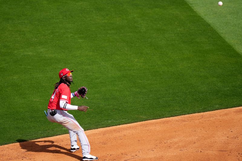 Feb. 24, 2024; Goodyear, Arizona, USA; Cincinnati Reds shortstop Elly De La Cruz (44) watches a line drive go over his head in the second inning during a MLB spring training game against the Cleveland Guardians at Goodyear Ballpark. Mandatory Credit: Kareem Elgazzar-USA TODAY Sports