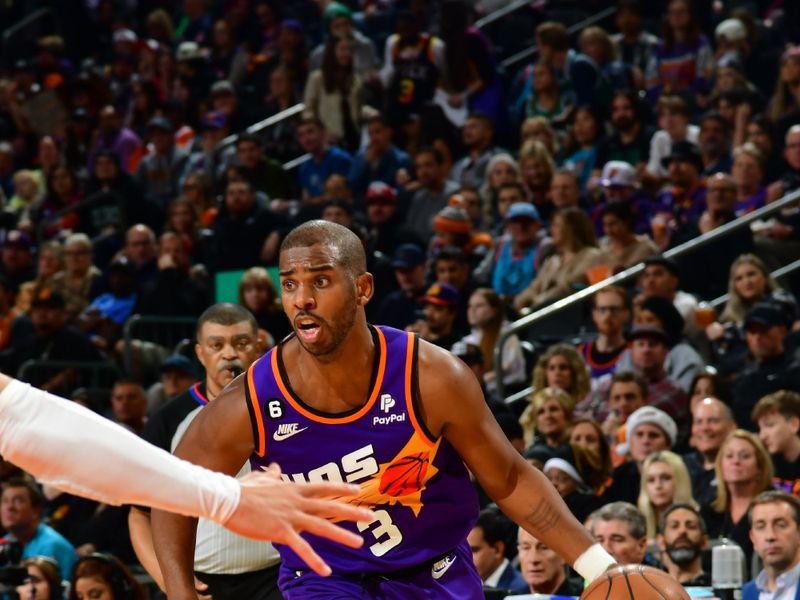 PHOENIX, AZ - DECEMBER 7: Chris Paul #3 of the Phoenix Suns drives to the basket during the game against the Boston Celtics on December 7, 2022 at Footprint Center in Phoenix, Arizona. NOTE TO USER: User expressly acknowledges and agrees that, by downloading and or using this photograph, user is consenting to the terms and conditions of the Getty Images License Agreement. Mandatory Copyright Notice: Copyright 2022 NBAE (Photo by Kate Frese/NBAE via Getty Images)