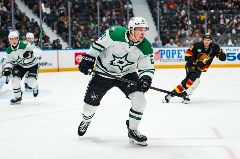 Mar 2, 2026; Vancouver, British Columbia, CAN; Dallas Stars forward Jason Robertson (21) skates against the Vancouver Canucks in the second period at Rogers Arena. Mandatory Credit: Bob Frid-Imagn Images