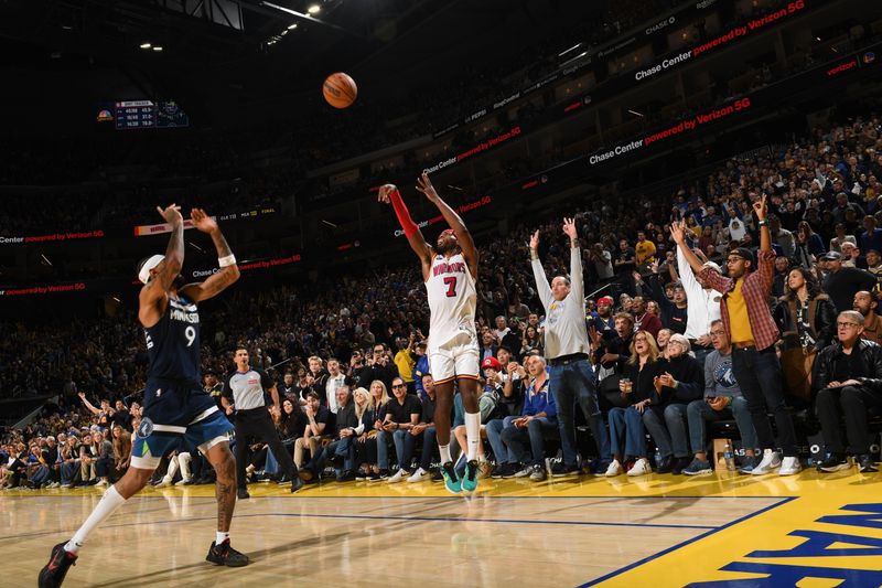 SAN FRANCISCO, CA - DECEMBER 8: Buddy Hield #7 of the Golden State Warriors shoots a three point basket during the game against the Minnesota Timberwolves  during a regular season game on December 8, 2024 at Chase Center in San Francisco, California. NOTE TO USER: User expressly acknowledges and agrees that, by downloading and or using this photograph, user is consenting to the terms and conditions of Getty Images License Agreement. Mandatory Copyright Notice: Copyright 2024 NBAE (Photo by Noah Graham/NBAE via Getty Images)