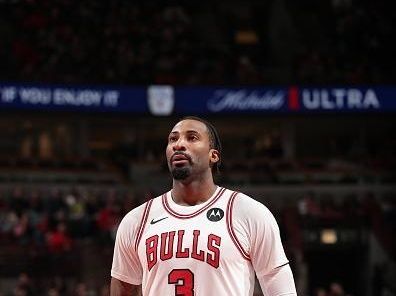 CHICAGO, IL - DECEMBER 23: Andre Drummond #3 of the Chicago Bulls prepares to shoot a free throw during the game against the Cleveland Cavaliers on December 23, 2023 at United Center in Chicago, Illinois. NOTE TO USER: User expressly acknowledges and agrees that, by downloading and or using this photograph, User is consenting to the terms and conditions of the Getty Images License Agreement. Mandatory Copyright Notice: Copyright 2023 NBAE (Photo by Gary Dineen/NBAE via Getty Images)