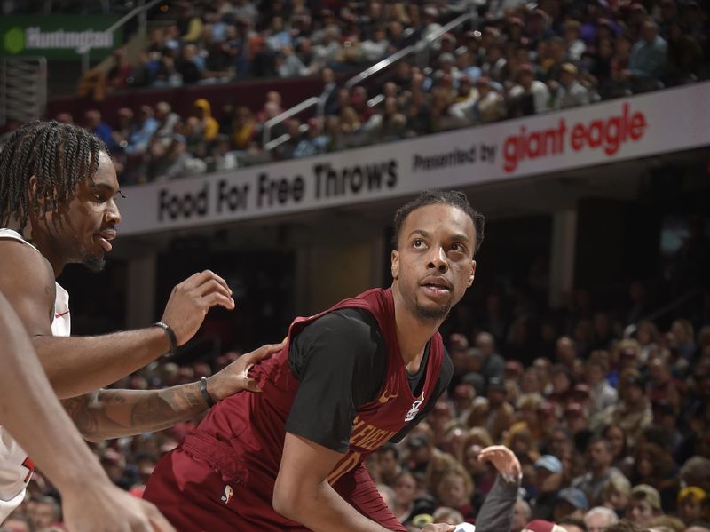 CLEVELAND, OH - JANUARY 9: Darius Garland #10 of the Cleveland Cavaliers handles the ball during the game against the Toronto Raptors on January 9, 2025 at Rocket Mortgage FieldHouse in Cleveland, Ohio. NOTE TO USER: User expressly acknowledges and agrees that, by downloading and/or using this Photograph, user is consenting to the terms and conditions of the Getty Images License Agreement. Mandatory Copyright Notice: Copyright 2025 NBAE (Photo by David Liam Kyle/NBAE via Getty Images)