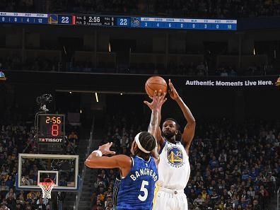 SAN FRANCISCO, CA - JANUARY 2:  Andrew Wiggins #22 of the Golden State Warriors shoots a three point basket during the game  on January 2, 2024 at Chase Center in San Francisco, California. NOTE TO USER: User expressly acknowledges and agrees that, by downloading and or using this photograph, user is consenting to the terms and conditions of Getty Images License Agreement. Mandatory Copyright Notice: Copyright 2024 NBAE (Photo by Noah Graham/NBAE via Getty Images)
