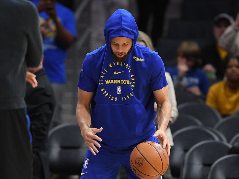 CHARLOTTE, NC - MARCH 3: Stephen Curry #30 of the Golden State Warriors warms up before the game against the Charlotte Hornets on March 3, 2025 at Spectrum Center in Charlotte, North Carolina. NOTE TO USER: User expressly acknowledges and agrees that, by downloading and or using this photograph, User is consenting to the terms and conditions of the Getty Images License Agreement. Mandatory Copyright Notice: Copyright 2025 NBAE (Photo by Erin Mizelle/NBAE via Getty Images)