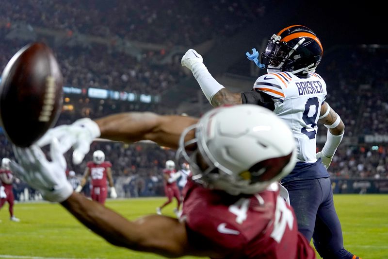 Cardinals Eye Redemption Against Bears: A Battle of Grit at State Farm Stadium