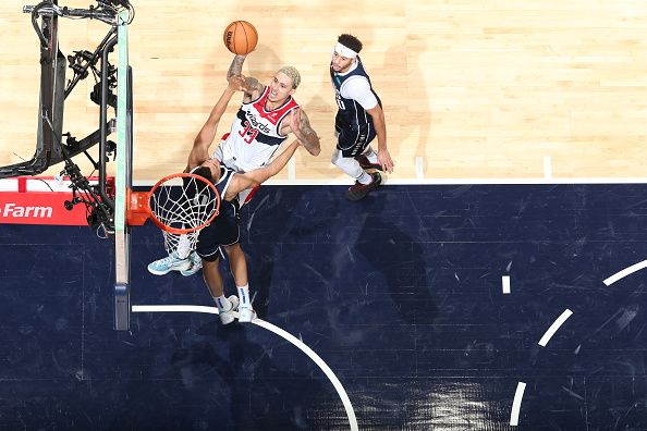 WASHINGTON, DC -? NOVEMBER 15: Kyle Kuzma #33 of the Washington Wizards shoots the ball during the game against the Dallas Mavericks on November 15, 2023 at Capital One Arena in Washington, DC. NOTE TO USER: User expressly acknowledges and agrees that, by downloading and or using this Photograph, user is consenting to the terms and conditions of the Getty Images License Agreement. Mandatory Copyright Notice: Copyright 2023 NBAE (Photo by Stephen Gosling/NBAE via Getty Images)