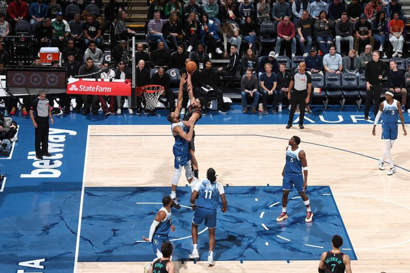 MINNEAPOLIS, MN -  APRIL 9: Anthony Gill #16 of the Washington Wizards drives to the basket during the game against the Minnesota Timberwolves on April 9, 2024 at Target Center in Minneapolis, Minnesota. NOTE TO USER: User expressly acknowledges and agrees that, by downloading and or using this Photograph, user is consenting to the terms and conditions of the Getty Images License Agreement. Mandatory Copyright Notice: Copyright 2024 NBAE (Photo by David Sherman/NBAE via Getty Images)