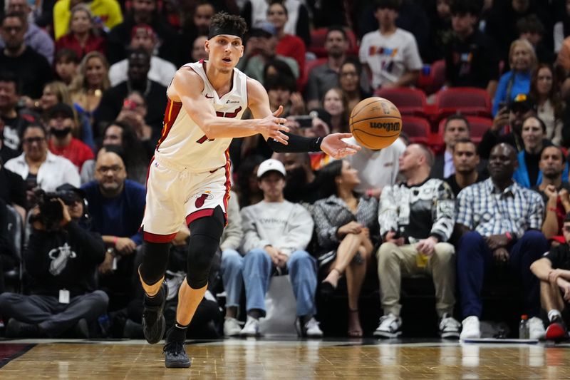 MIAMI, FLORIDA - JANUARY 08: Tyler Herro #14 of the Miami Heat collects a pass against the Houston Rockets during the second half at Kaseya Center on January 08, 2024 in Miami, Florida. NOTE TO USER: User expressly acknowledges and agrees that, by downloading and or using this photograph, User is consenting to the terms and conditions of the Getty Images License Agreement. (Photo by Rich Storry/Getty Images)