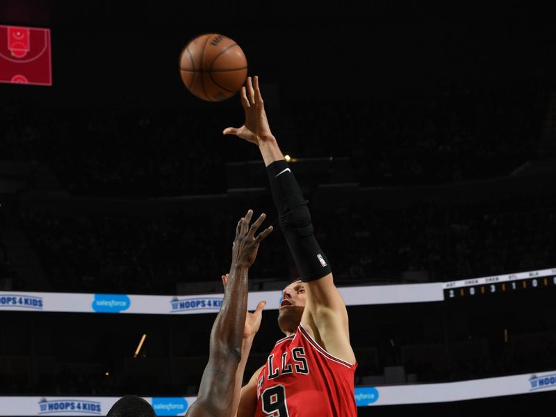 SAN FRANCISCO, CA - MARCH 7:  Nikola Vucevic #9 of the Chicago Bulls shoots the ball during the game against the Golden State Warriors on March 7, 2024 at Chase Center in San Francisco, California. NOTE TO USER: User expressly acknowledges and agrees that, by downloading and or using this photograph, user is consenting to the terms and conditions of Getty Images License Agreement. Mandatory Copyright Notice: Copyright 2024 NBAE (Photo by Noah Graham/NBAE via Getty Images)