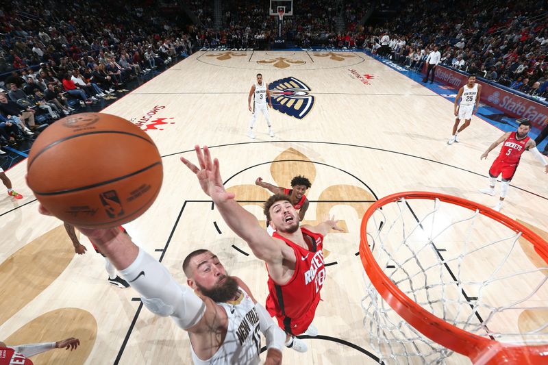 NEW ORLEANS, LA - FEBRUARY 22: Jonas Valanciunas #17 of the New Orleans Pelicans shoots the ball during the game against the Houston Rockets on February 22, 2024 at the Smoothie King Center in New Orleans, Louisiana. NOTE TO USER: User expressly acknowledges and agrees that, by downloading and or using this Photograph, user is consenting to the terms and conditions of the Getty Images License Agreement. Mandatory Copyright Notice: Copyright 2024 NBAE (Photo by Layne Murdoch Jr./NBAE via Getty Images)