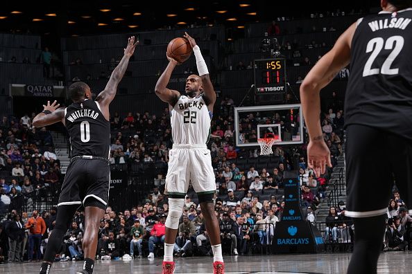 BROOKLYN, NY - DECEMBER 27: Khris Middleton #22 of the Milwaukee Bucks shoots the ball during the game against the Brooklyn Nets on December 27, 2023 at Barclays Center in Brooklyn, New York. NOTE TO USER: User expressly acknowledges and agrees that, by downloading and or using this Photograph, user is consenting to the terms and conditions of the Getty Images License Agreement. Mandatory Copyright Notice: Copyright 2023 NBAE (Photo by Jesse D. Garrabrant/NBAE via Getty Images)