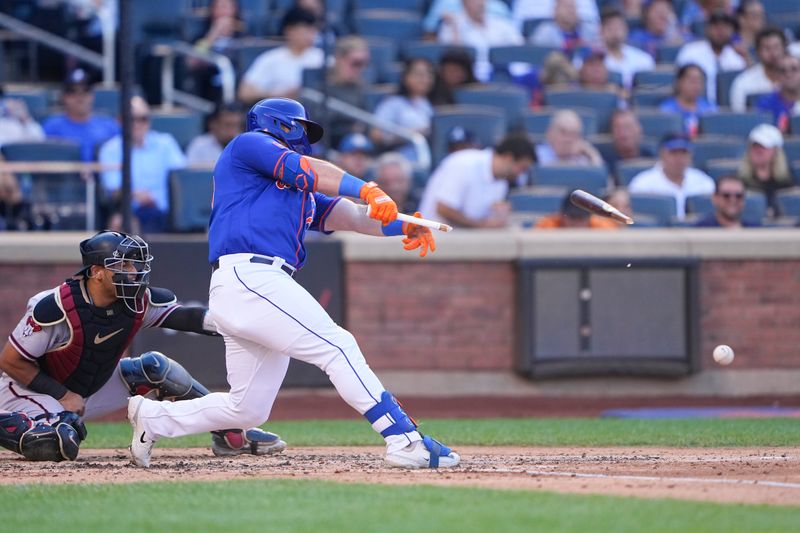 Sep 14, 2023; New York City, New York, USA; New York Mets right Fielder DJ Steward (29) breaks his bat hitting a ground ball against the Arizona Diamondbacks during the third inning at Citi Field. Mandatory Credit: Gregory Fisher-USA TODAY Sports