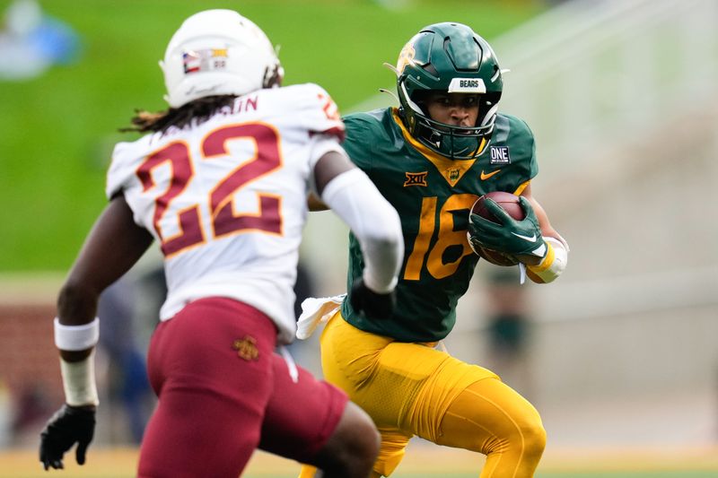 Oct 28, 2023; Waco, Texas, USA;  Baylor Bears wide receiver Jordan Nabors (18) runs after a catch against Iowa State Cyclones defensive back Blake Thompson (22) during the second half at McLane Stadium. Mandatory Credit: Chris Jones-USA TODAY Sports