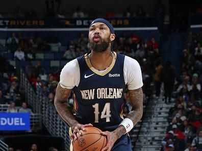 NEW ORLEANS, LA - NOVEMBER 29: Brandon Ingram #14 of the New Orleans Pelicans shoots a free throw during the game against the Philadelphia 76ers on November 29, 2023 at the Smoothie King Center in New Orleans, Louisiana. NOTE TO USER: User expressly acknowledges and agrees that, by downloading and or using this Photograph, user is consenting to the terms and conditions of the Getty Images License Agreement. Mandatory Copyright Notice: Copyright 2023 NBAE (Photo by Layne Murdoch Jr./NBAE via Getty Images)