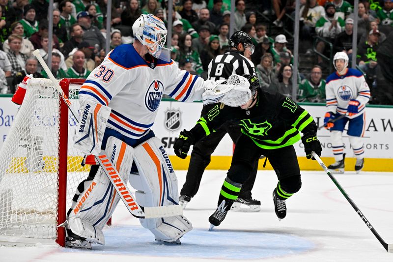 Dallas Stars Aim to Freeze Edmonton Oilers' Offense at Rogers Place