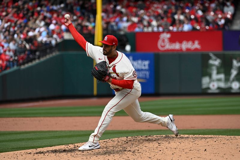 Apr 1, 2023; St. Louis, Missouri, USA; St. Louis Cardinals relief pitcher Drew VerHagen (34) pitches against the Toronto Blue Jays in the sixth inning at Busch Stadium. Mandatory Credit: Joe Puetz-USA TODAY Sports