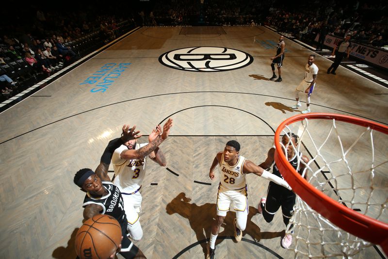 BROOKLYN, NY - MARCH 31: Dennis Schroder #17 of the Brooklyn Nets goes to the basket during the game on March 31, 2024 at Barclays Center in Brooklyn, New York. NOTE TO USER: User expressly acknowledges and agrees that, by downloading and or using this Photograph, user is consenting to the terms and conditions of the Getty Images License Agreement. Mandatory Copyright Notice: Copyright 2024 NBAE (Photo by Nathaniel S. Butler/NBAE via Getty Images)