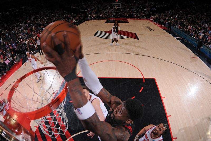 PORTLAND, OR - MARCH 14: Deandre Ayton #2 of the Portland Trail Blazers dunks the ball during the game against the New York Knickson March 14, 2024 at the Moda Center Arena in Portland, Oregon. NOTE TO USER: User expressly acknowledges and agrees that, by downloading and or using this photograph, user is consenting to the terms and conditions of the Getty Images License Agreement. Mandatory Copyright Notice: Copyright 2024 NBAE (Photo by Cameron Browne/NBAE via Getty Images)