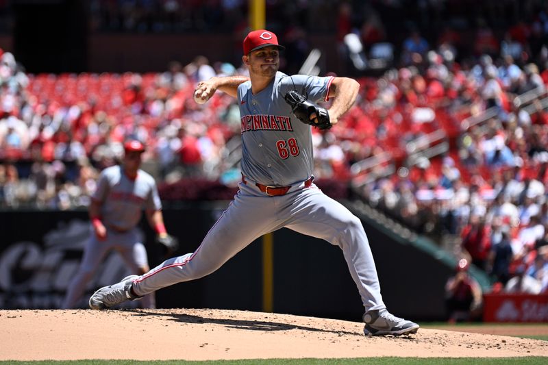 Jun 29, 2024; St. Louis, Missouri, USA; Cincinnati Reds pitcher Carson Spiers (68) throws against the St. Louis Cardinals during the first inning at Busch Stadium. Mandatory Credit: Jeff Le-USA TODAY Sports
