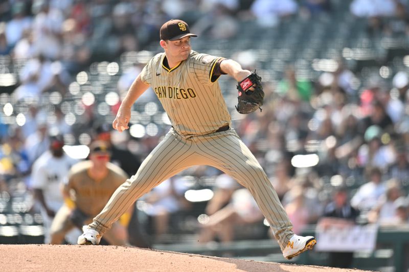 Sep 21, 2025; Chicago, Illinois, USA; San Diego Padres starting pitcher Michael King (34) pitches against the Chicago White Sox during the first inning at Rate Field. Mandatory Credit: Patrick Gorski-Imagn Images