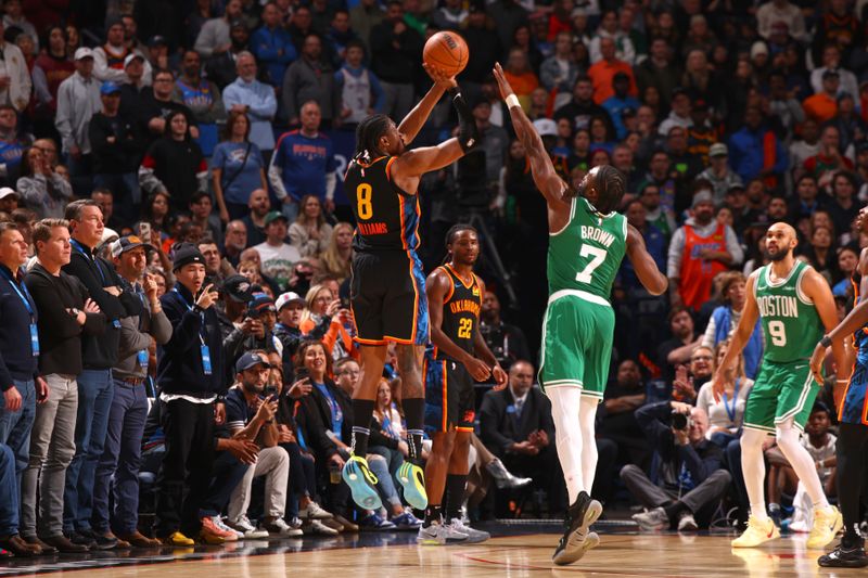 OKLAHOMA CITY, OK - JANUARY 5: Jalen Williams #8 of the Oklahoma City Thunder shoots a three point basket during the game against the Boston Celtics on January 5, 2025 at Paycom Center in Oklahoma City, Oklahoma. NOTE TO USER: User expressly acknowledges and agrees that, by downloading and or using this photograph, User is consenting to the terms and conditions of the Getty Images License Agreement. Mandatory Copyright Notice: Copyright 2025 NBAE (Photo by Zach Beeker/NBAE via Getty Images)