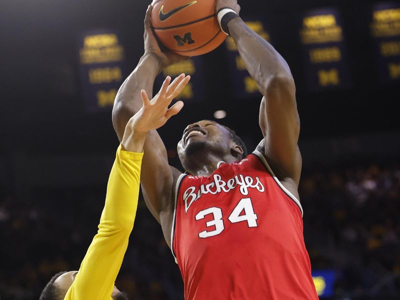 Can Michigan Wolverines Outmaneuver Ohio State Buckeyes at Value City Arena?