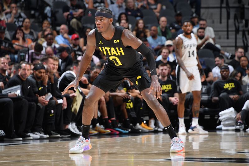 SAN ANTONIO, TX - OCTOBER 12: Taylor Hendricks #0 of the Utah Jazz plays defense during the game against the San Antonio Spurs during a NBA preseason game on October 12, 2024 at the Frost Bank Center in San Antonio, Texas. NOTE TO USER: User expressly acknowledges and agrees that, by downloading and or using this photograph, user is consenting to the terms and conditions of the Getty Images License Agreement. Mandatory Copyright Notice: Copyright 2024 NBAE (Photos by Michael Gonzales/NBAE via Getty Images)