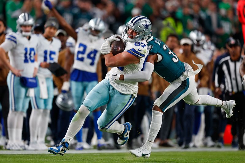 Dallas Cowboys tight end Jake Ferguson (87) in action against the Philadelphia Eagles during an NFL football game, Sunday, Nov. 5, 2023, in Philadelphia. (AP Photo/Rich Schultz)