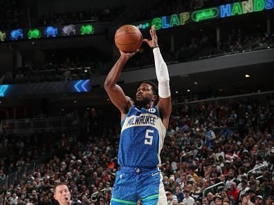 MILWAUKEE, WI - DECEMBER 2: Malik Beasley #5 of the Milwaukee Bucks shoots the ball during the game against the Atlanta Hawks on December 2, 2023 at the Fiserv Forum Center in Milwaukee, Wisconsin. NOTE TO USER: User expressly acknowledges and agrees that, by downloading and or using this Photograph, user is consenting to the terms and conditions of the Getty Images License Agreement. Mandatory Copyright Notice: Copyright 2023 NBAE (Photo by Gary Dineen/NBAE via Getty Images).