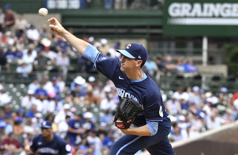 Aug 16, 2024; Chicago, Illinois, USA;   Chicago Cubs pitcher Kyle Hendricks (28) delivers against the Toronto Blue Jays during the first inning at Wrigley Field. Mandatory Credit: Matt Marton-USA TODAY Sports