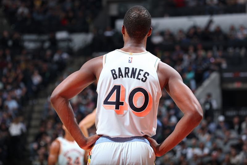 SAN ANTONIO, TX - NOVEMBER 27: Harrison Barnes #40 of the San Antonio Spurs looks on during the game against the Los Angeles Lakers on November 27, 2024 at the Frost Bank Center in San Antonio, Texas. NOTE TO USER: User expressly acknowledges and agrees that, by downloading and or using this photograph, user is consenting to the terms and conditions of the Getty Images License Agreement. Mandatory Copyright Notice: Copyright 2024 NBAE (Photos by Jeff Haynes/NBAE via Getty Images)