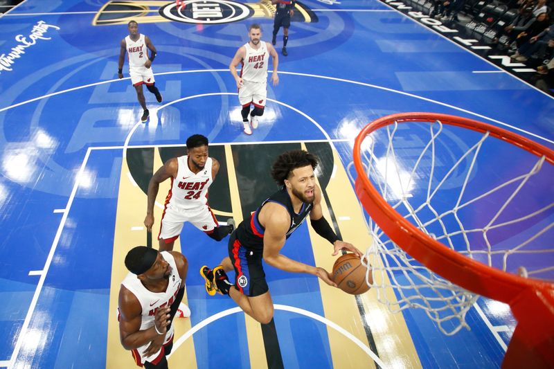 DETROIT, MI - NOOVEMBER 12:  Cade Cunningham #2 of the Detroit Pistons shoots the ball during the game against the Miami Heat during the Emirates NBA Cup game on November 12, 2024 at Little Caesars Arena in Detroit, Michigan. NOTE TO USER: User expressly acknowledges and agrees that, by downloading and/or using this photograph, User is consenting to the terms and conditions of the Getty Images License Agreement. Mandatory Copyright Notice: Copyright 2024 NBAE (Photo by Brian Sevald/NBAE via Getty Images)