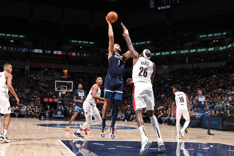 MINNEAPOLIS, MN -  MARCH 4: Kyle Anderson #1 of the Minnesota Timberwolves drives to the basket during the game against the Portland Trail Blazers on March 4, 2024 at Target Center in Minneapolis, Minnesota. NOTE TO USER: User expressly acknowledges and agrees that, by downloading and or using this Photograph, user is consenting to the terms and conditions of the Getty Images License Agreement. Mandatory Copyright Notice: Copyright 2024 NBAE (Photo by David Sherman/NBAE via Getty Images)