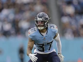 Tennessee Titans safety Amani Hooker (37) defends during the first half of an NFL football game against the Jacksonville Jaguars, Sunday, Dec. 8, 2024, in Nashville, Tenn. (AP Photo/Stew Milne)