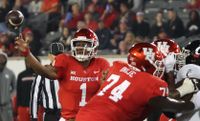 Upset Brewing? Houston Cougars Aim to Defy Odds Against Cincinnati Bearcats